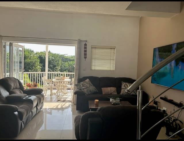 2 BEDROOM APARTMENT FOR SALE IN LA LUCIA
